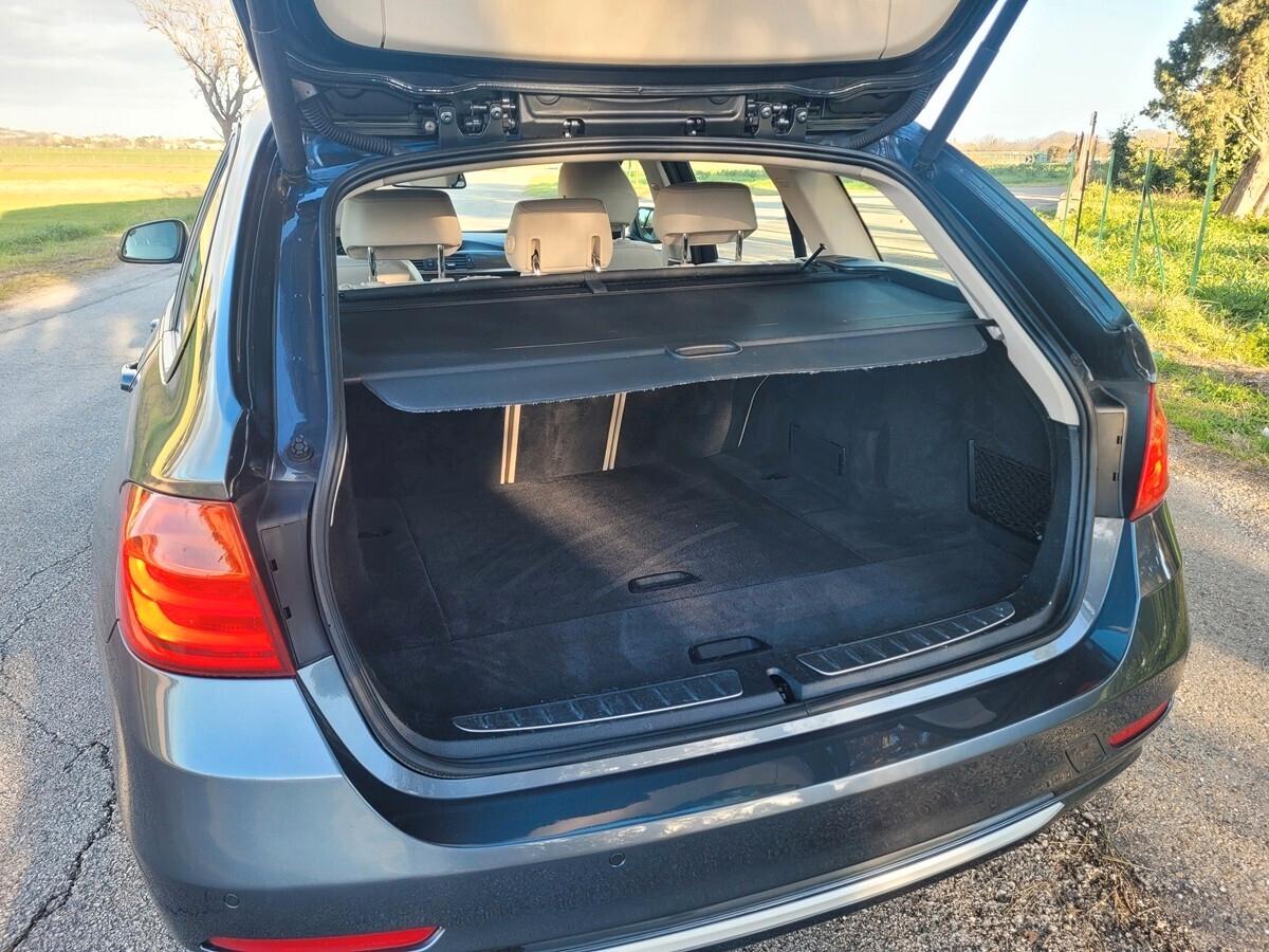 Bmw 320d xDrive Touring Modern
