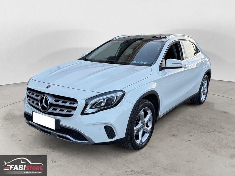 Mercedes-Benz GLA GLA 200 d Automatic Sport - Tetto, Camera, Navi ecc