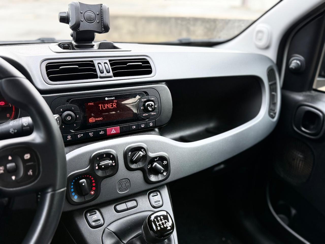 Fiat Panda 1.0 FireFly S&S Hybrid City Cross