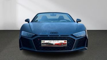 Audi R8 Spyder V10 RWD S tronic performance