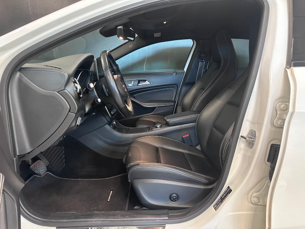 Mercedes GLA 200 d Night Edition auto