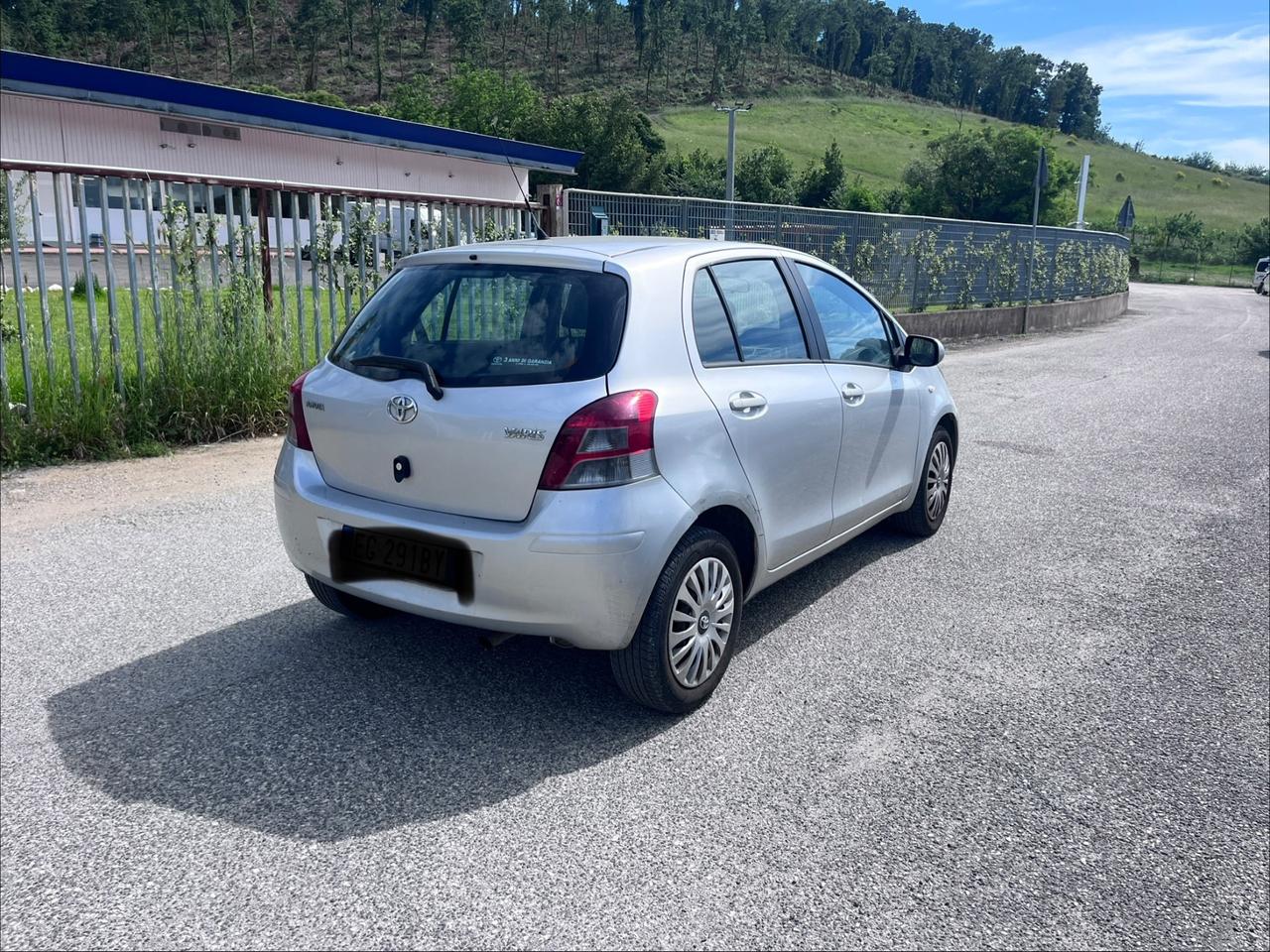 Toyota Yaris 1.3 5 porte Sol