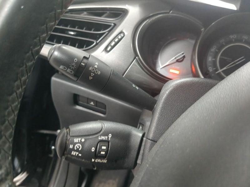 Citroën C3 C3 1.4 HDi 70 Exclusive LEGGI