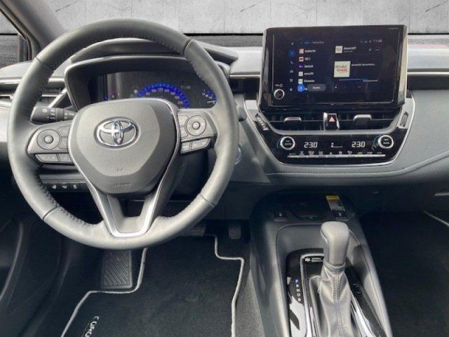 TOYOTA Corolla Active 1.8 Hybrid Touring Sports