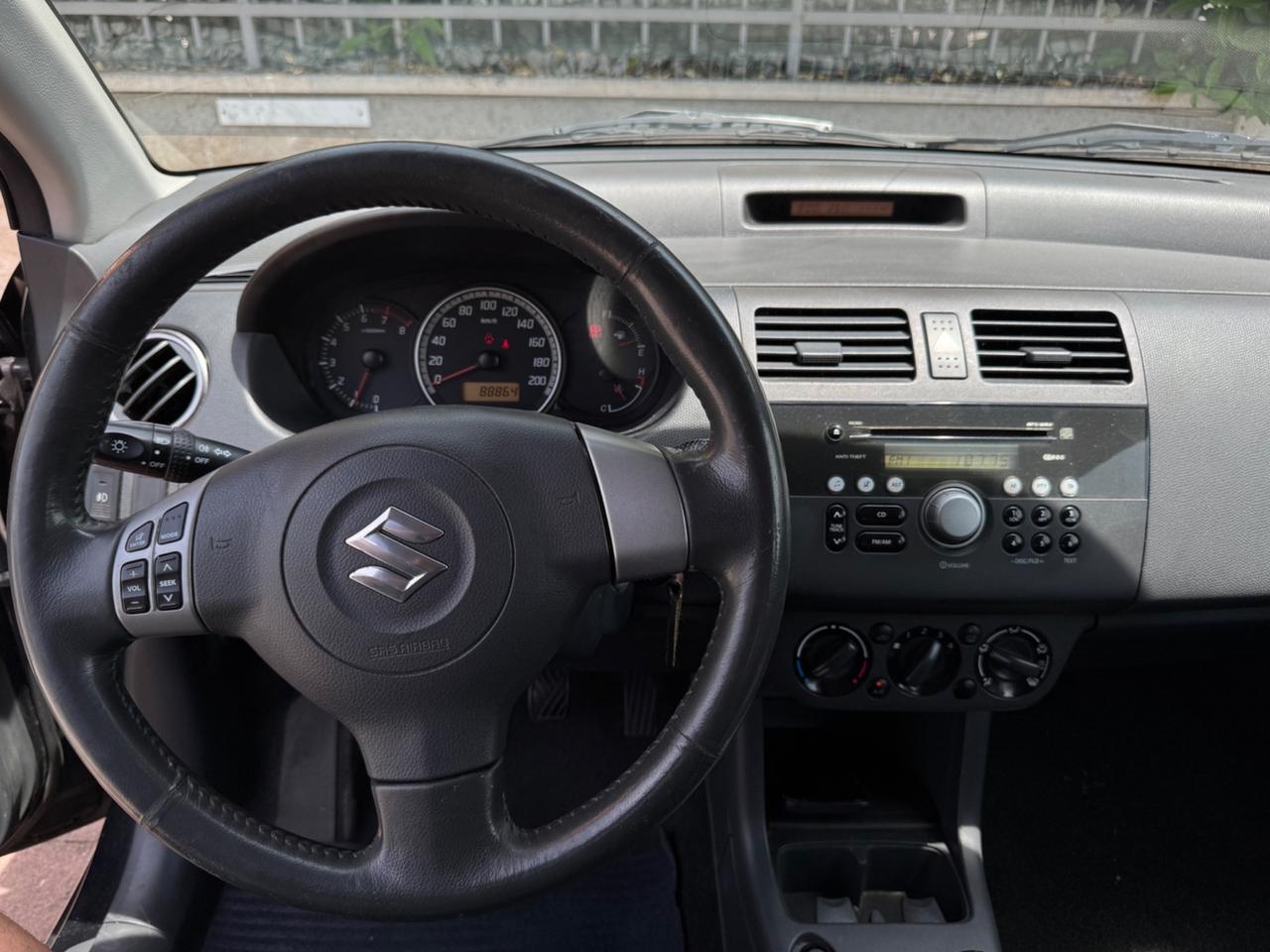 Suzuki Swift 1.3 4x4 89.000km