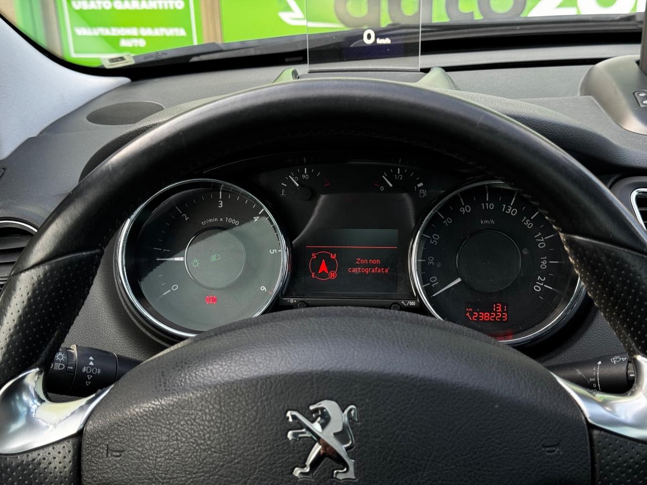 Peugeot 5008 1.6 HDi 115CV Allure