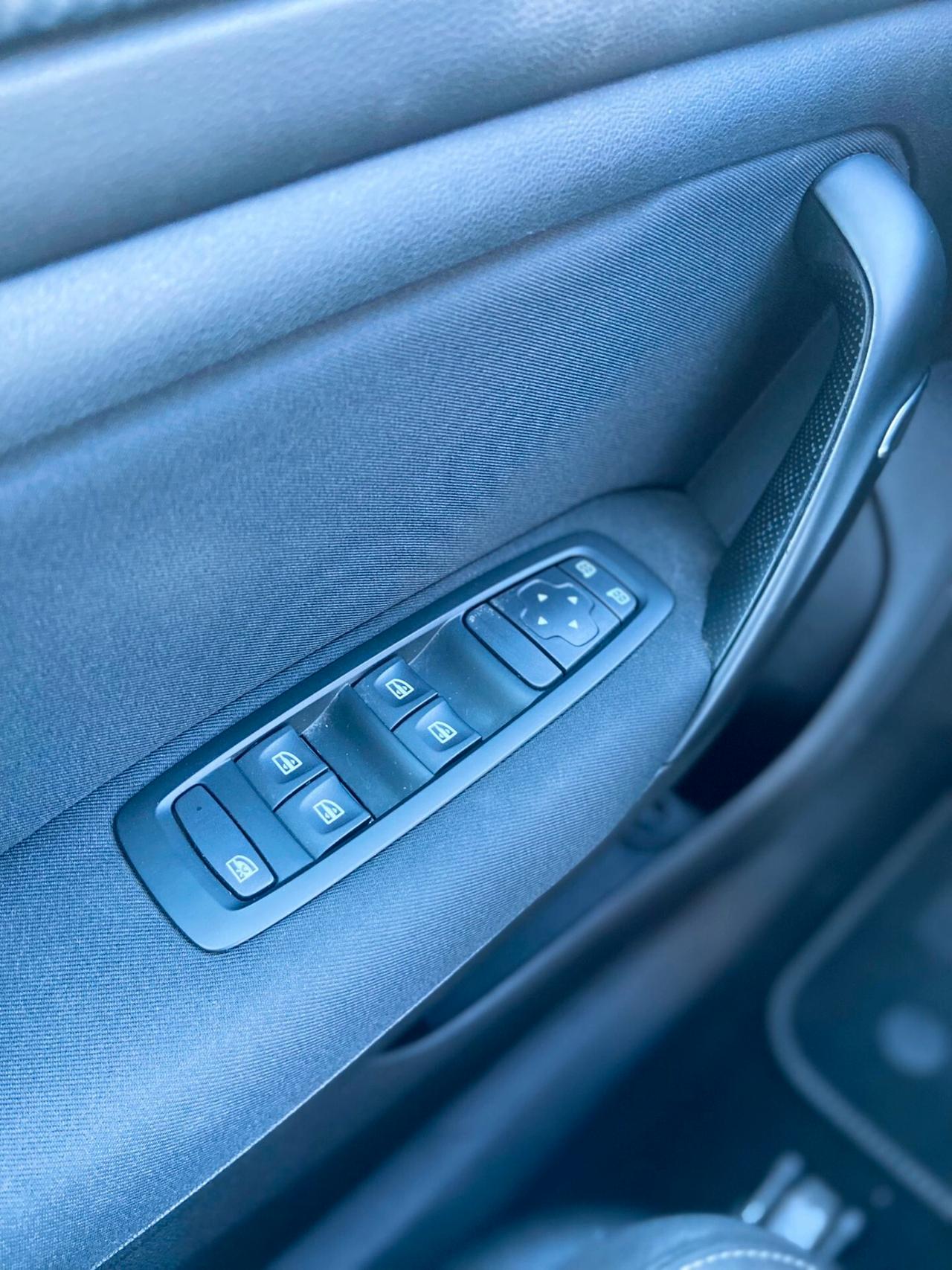 Renault Megane 1.5 dCi Energy Intens 110cv (81kw) Euro6