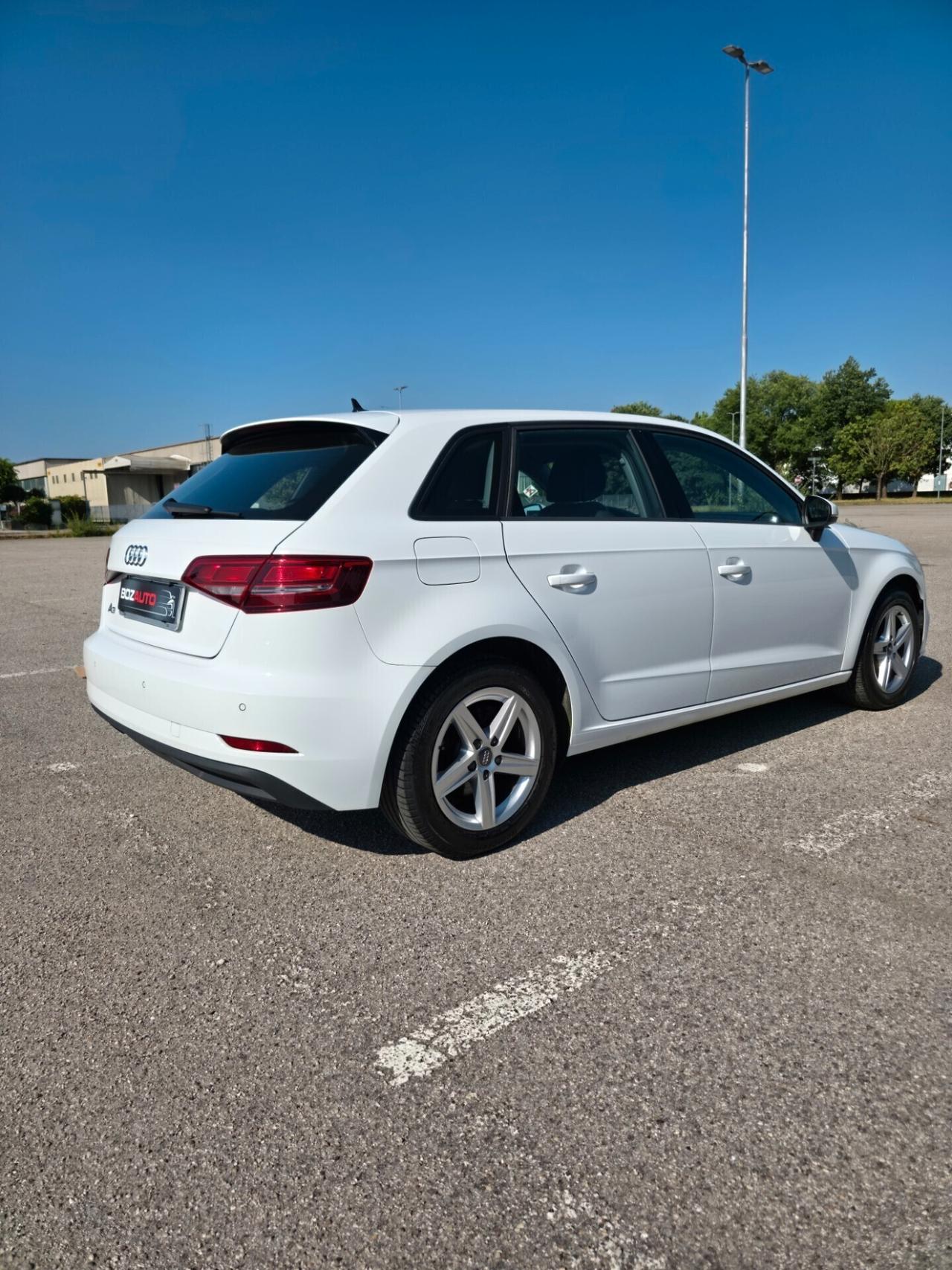 Audi A3 30 G-Tron S Tronic Sport Tagliandata Ufficiale Audi