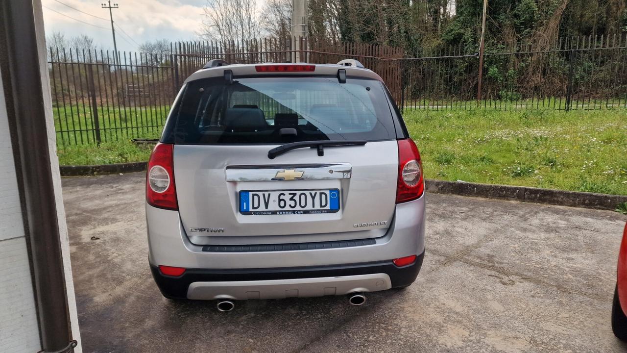 Chevrolet Captiva 2.0 VCDi LT 7 POSTI