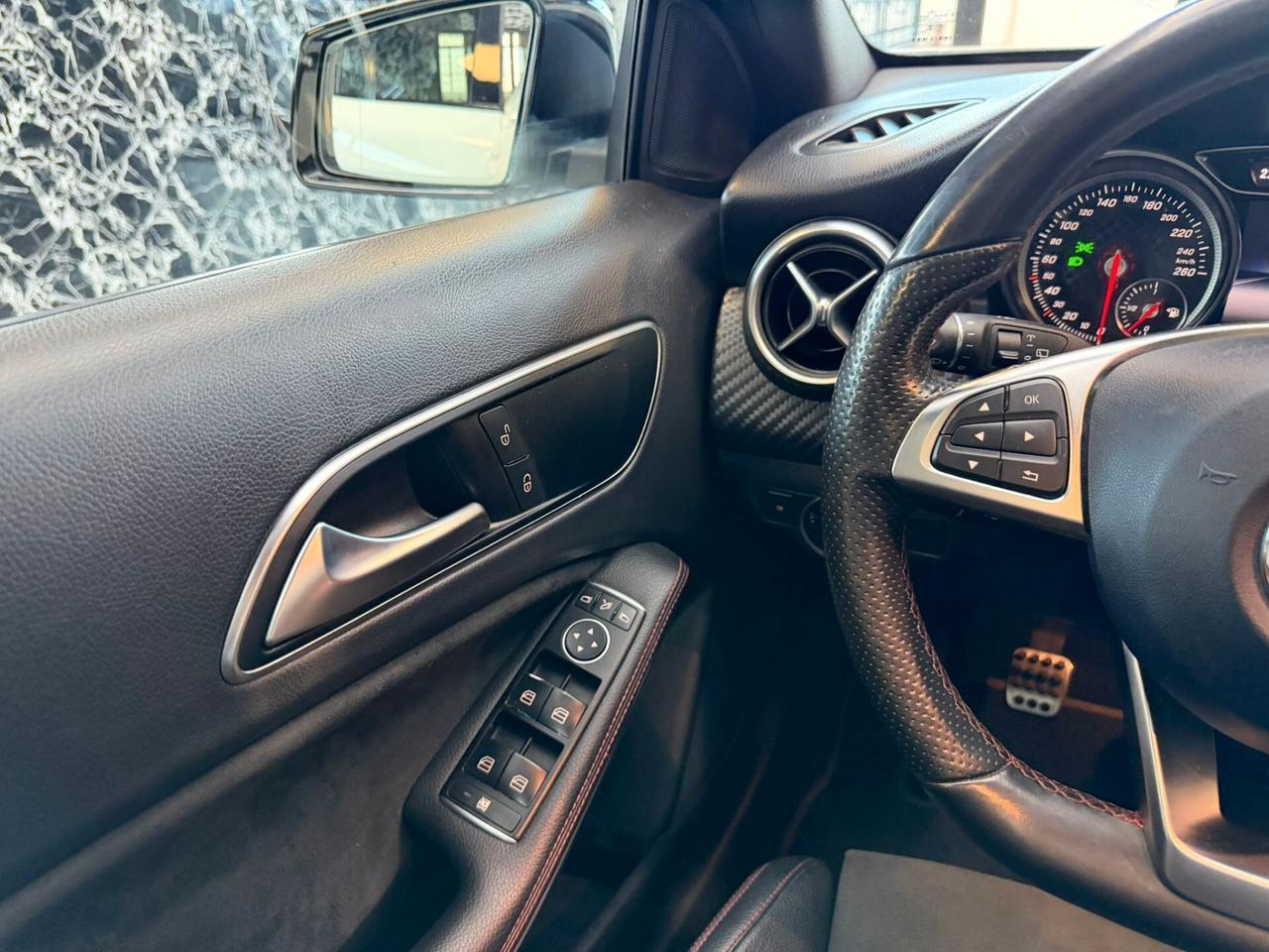 Mercedes-benz A 200 d Premium AMG