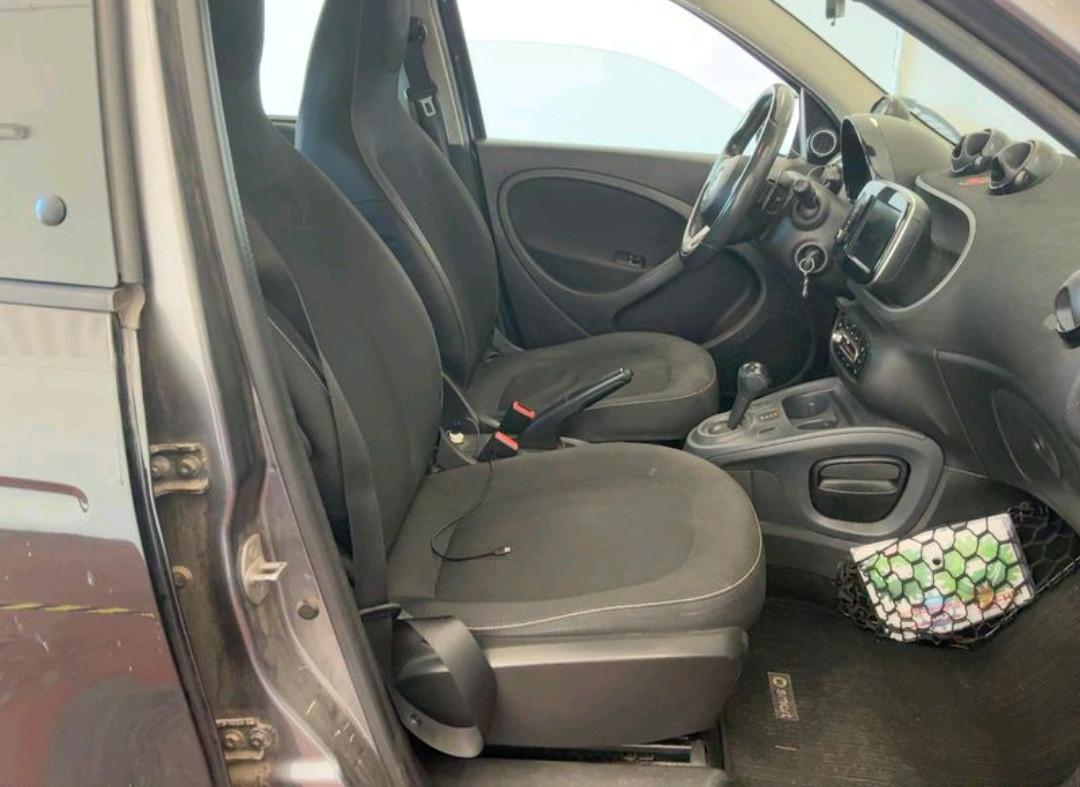 Smart forfour 0.9 t Passion 90cv twinamic - Cambio automatico