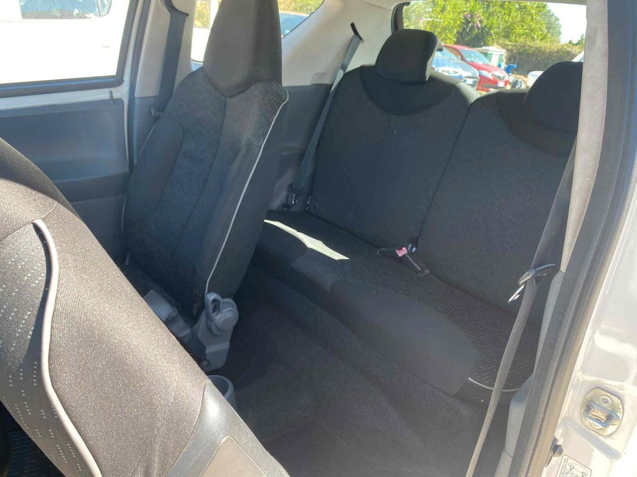 Peugeot 107 1.0 Benz. Ok Neop.