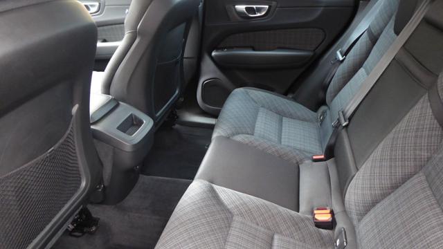 VOLVO XC60 B4 automatico Core