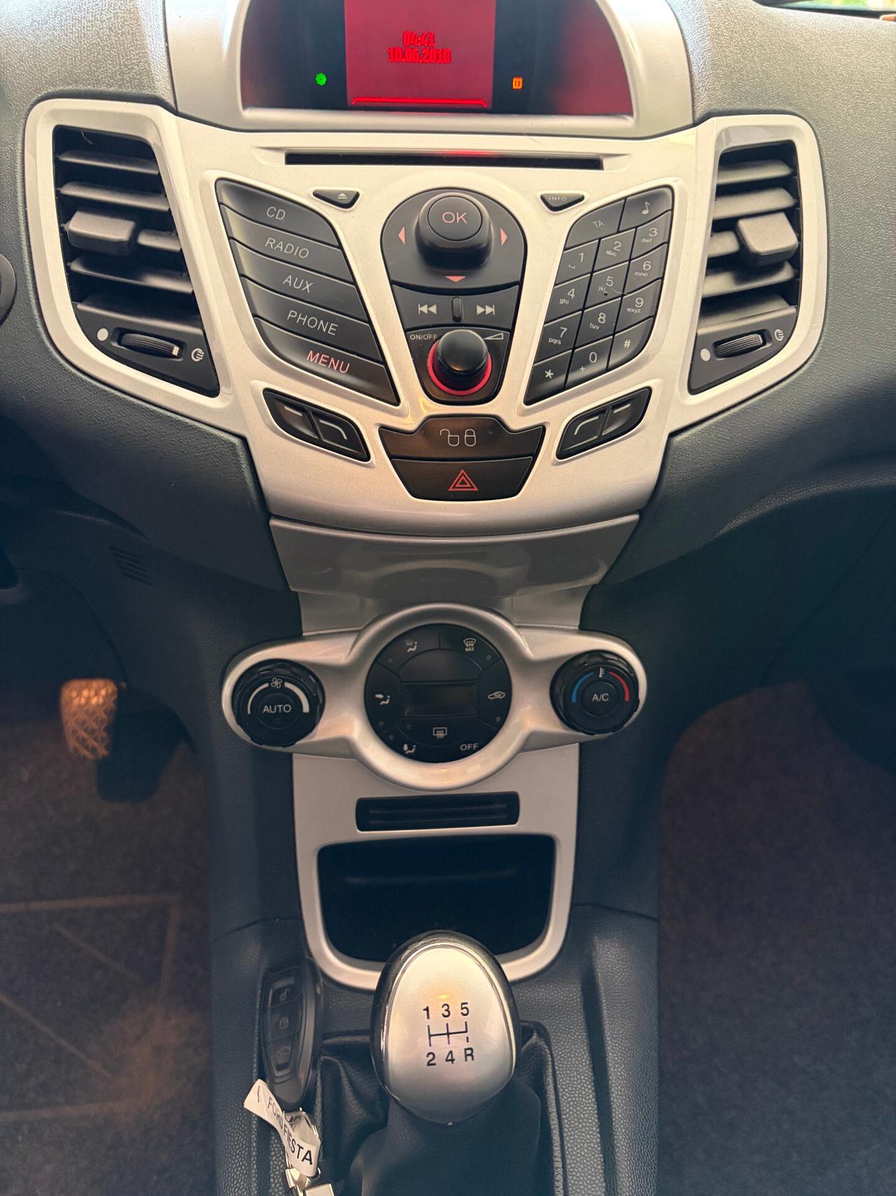 Ford Fiesta 1.4 TDCi 5p. Titanium