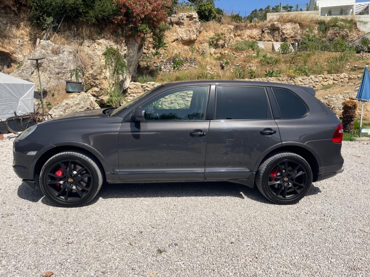 Porsche Cayenne 4.8 Turbo S