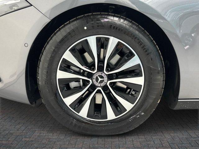 MERCEDES-BENZ A 180 d Automatic Advanced