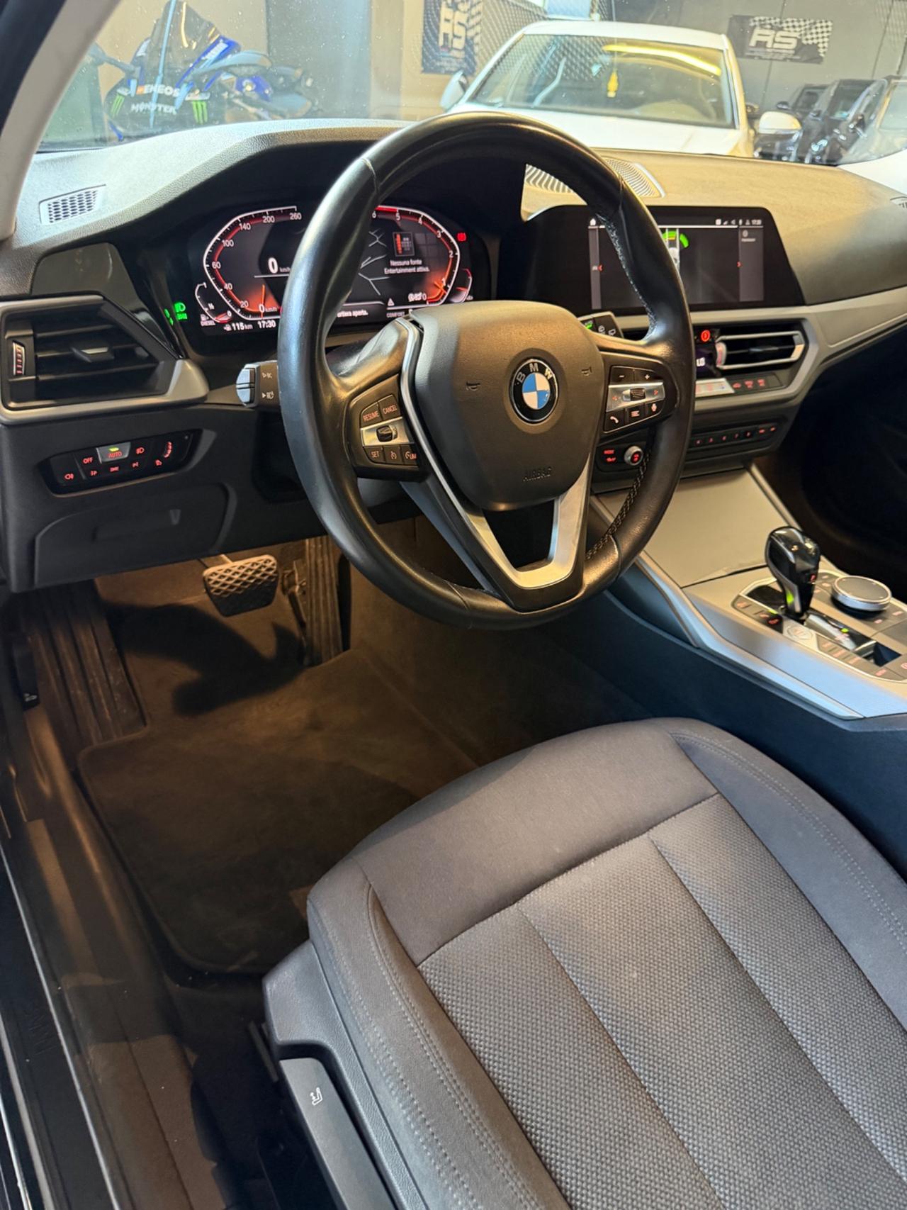Bmw 320d EU6B TOURING ADVANTAGE KMCERT GARANZ UNICOPR