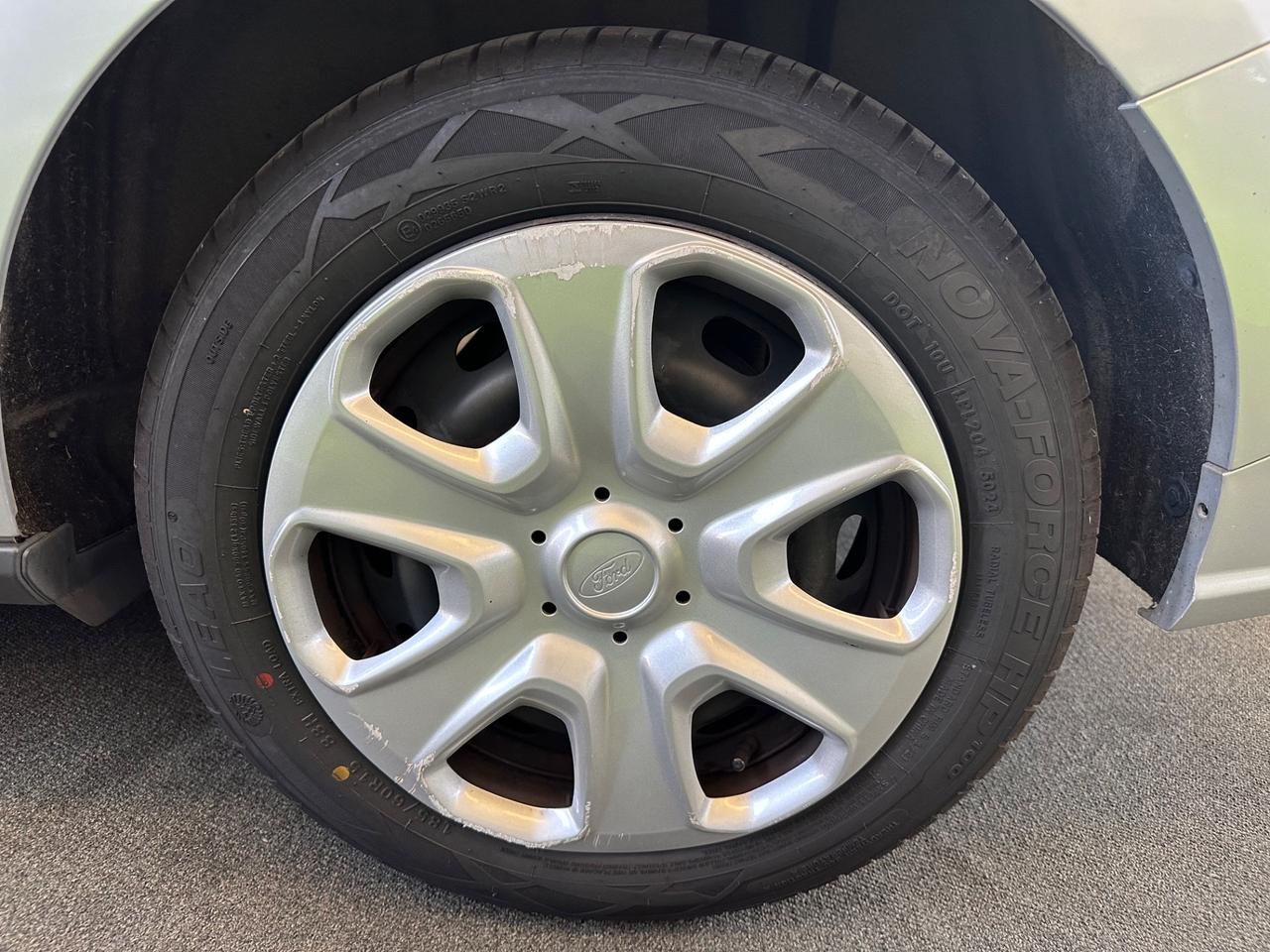 Ford Tourneo Courier 1.0 EcoBoost 100 CV Plus