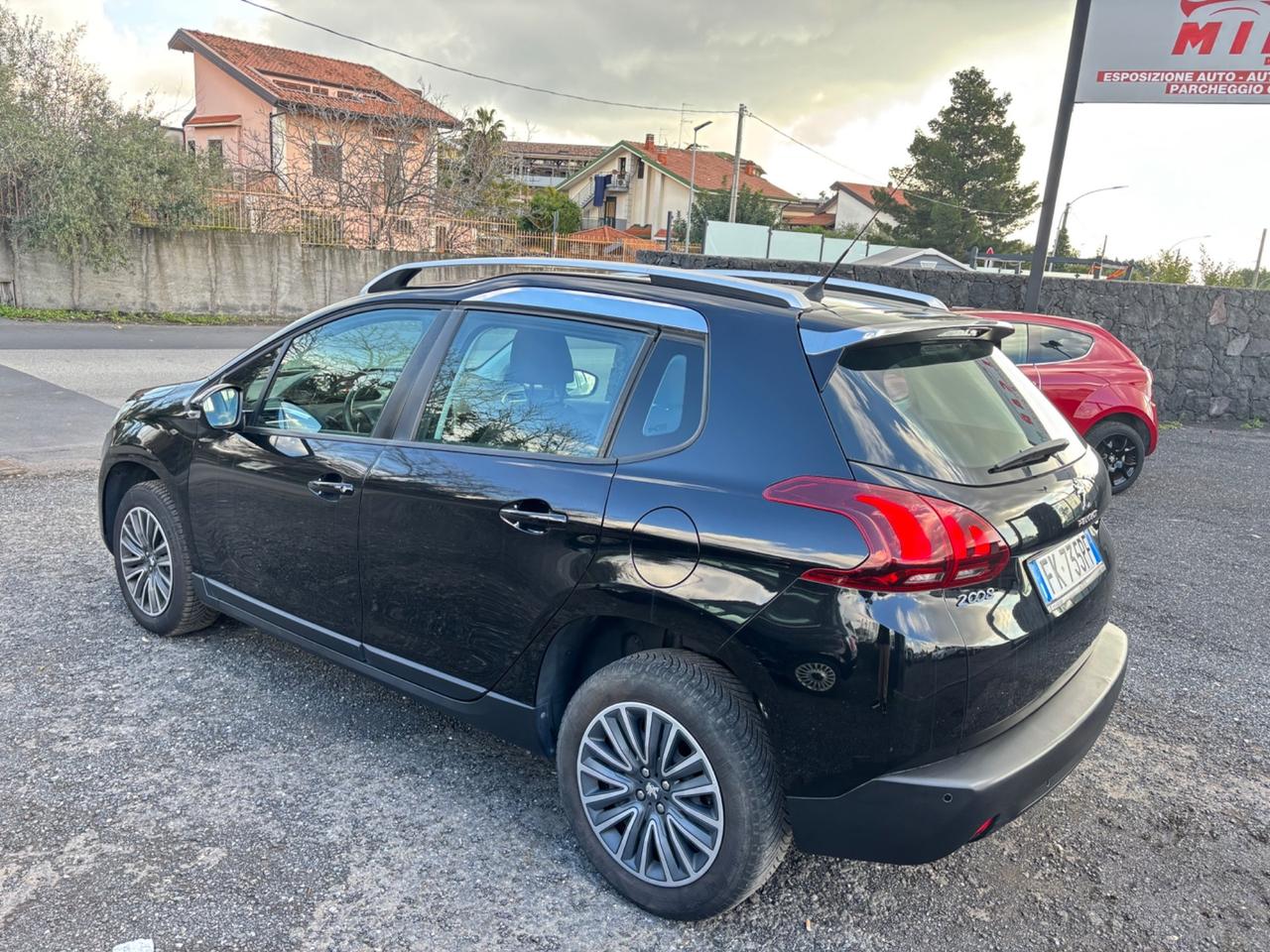 Peugeot 2008 1.6 hdi 75 cv 2017 X neopatentati