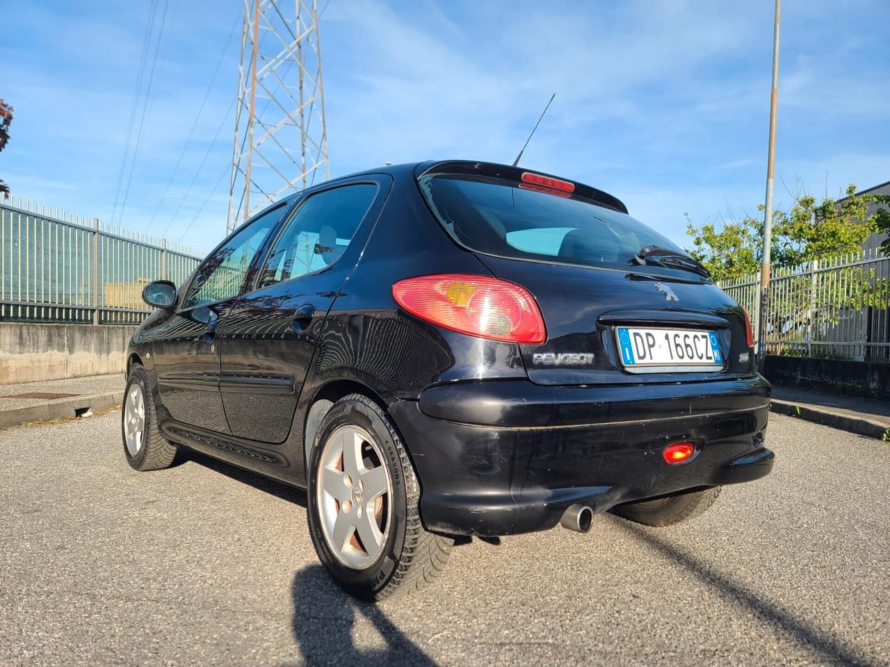 Peugeot 206 1.4 5p X NEOPATENTATI