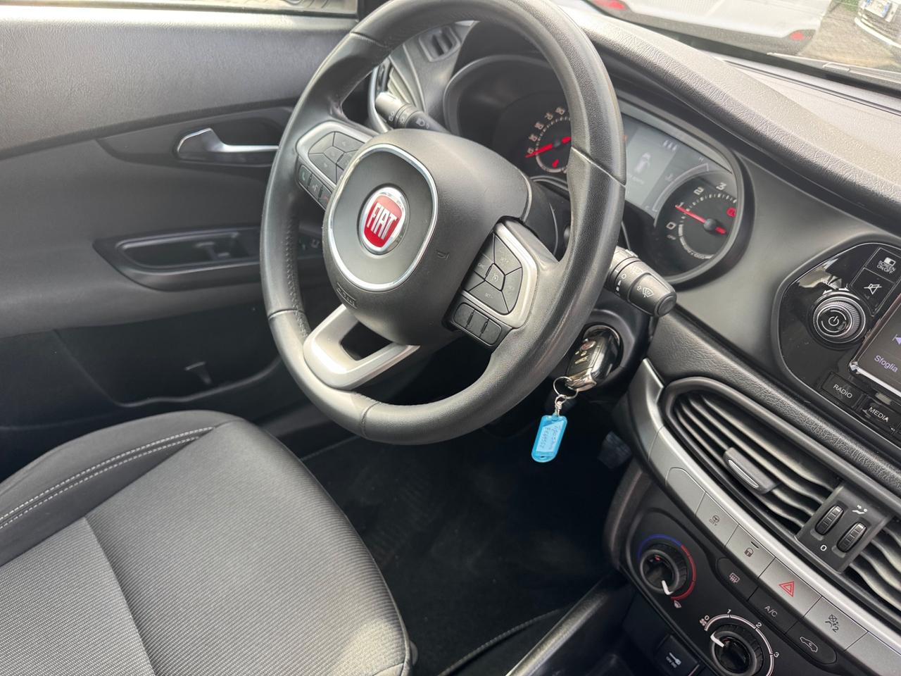 Fiat Tipo 1.4 5 porte Easy Euro 6b