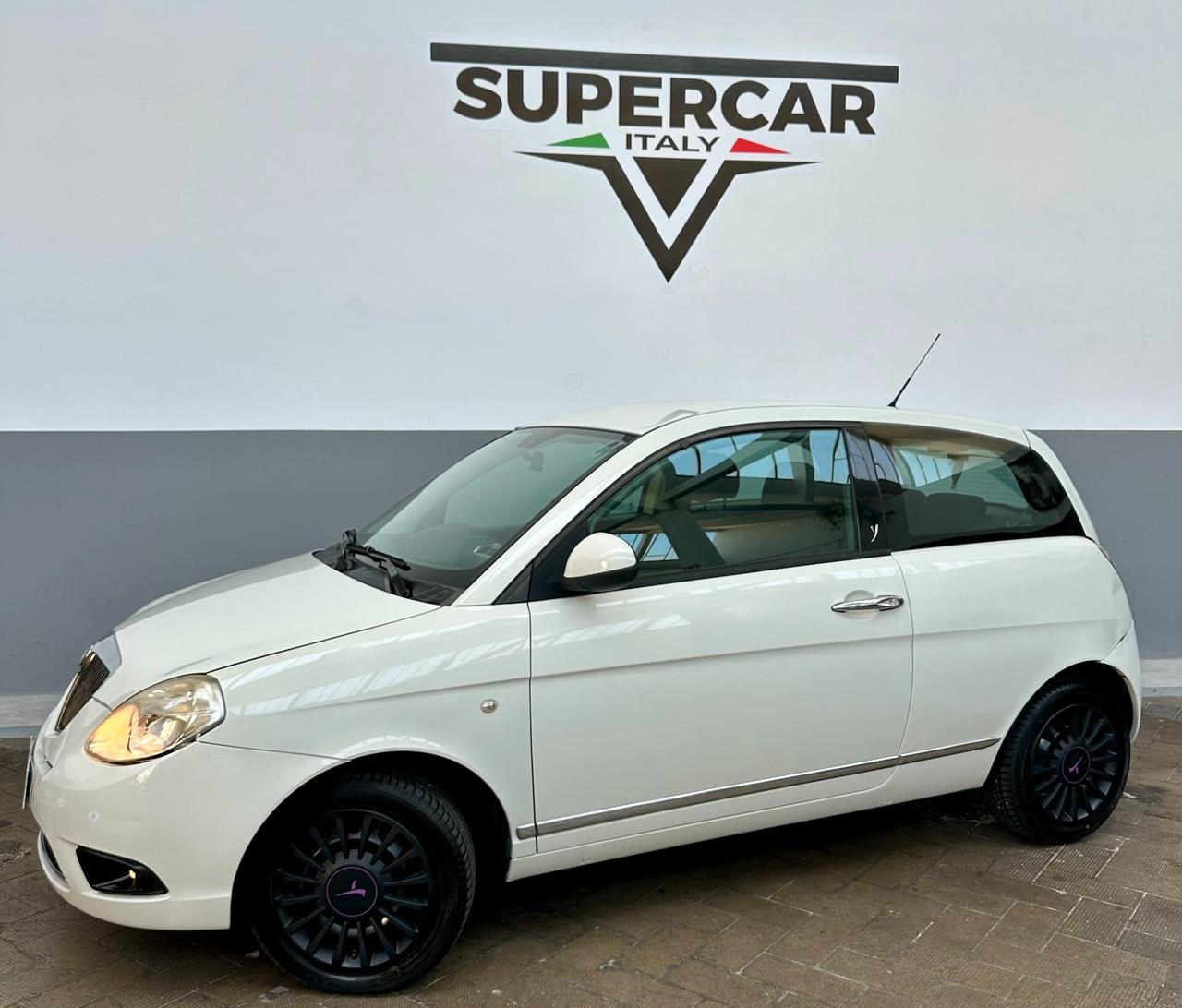 Lancia Ypsilon 1.2 Benz (Euro 5A), neopa, uni propriet, impeccabile