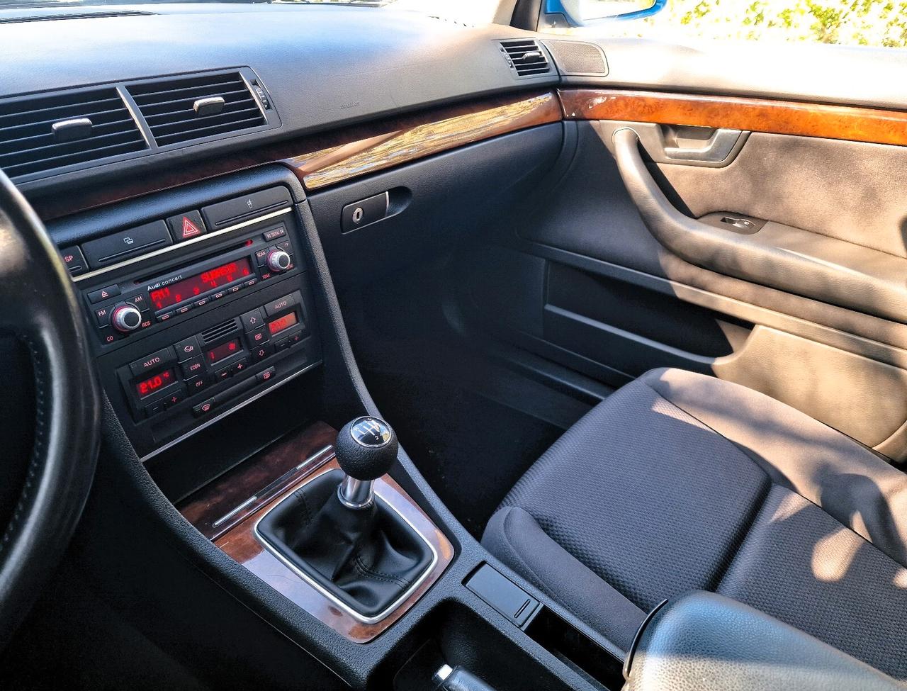 Audi A4 2.5 V6 TDI/180 CV cat Avant quattro
