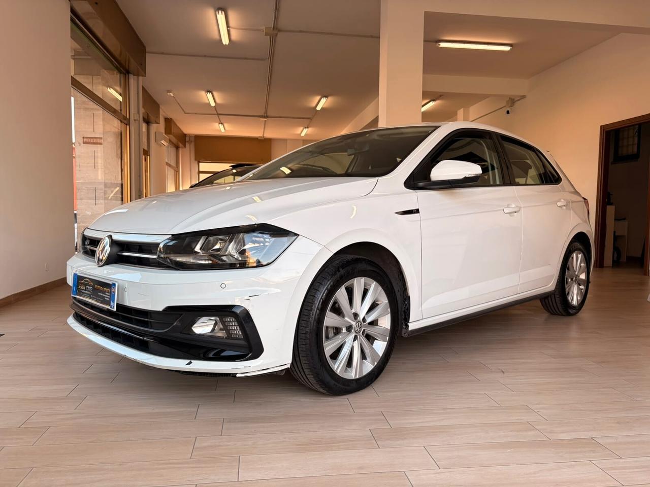 Volkswagen Polo Business 1.0 TSI DSG 5p. Comfortline BlueMotion Tech R-Line