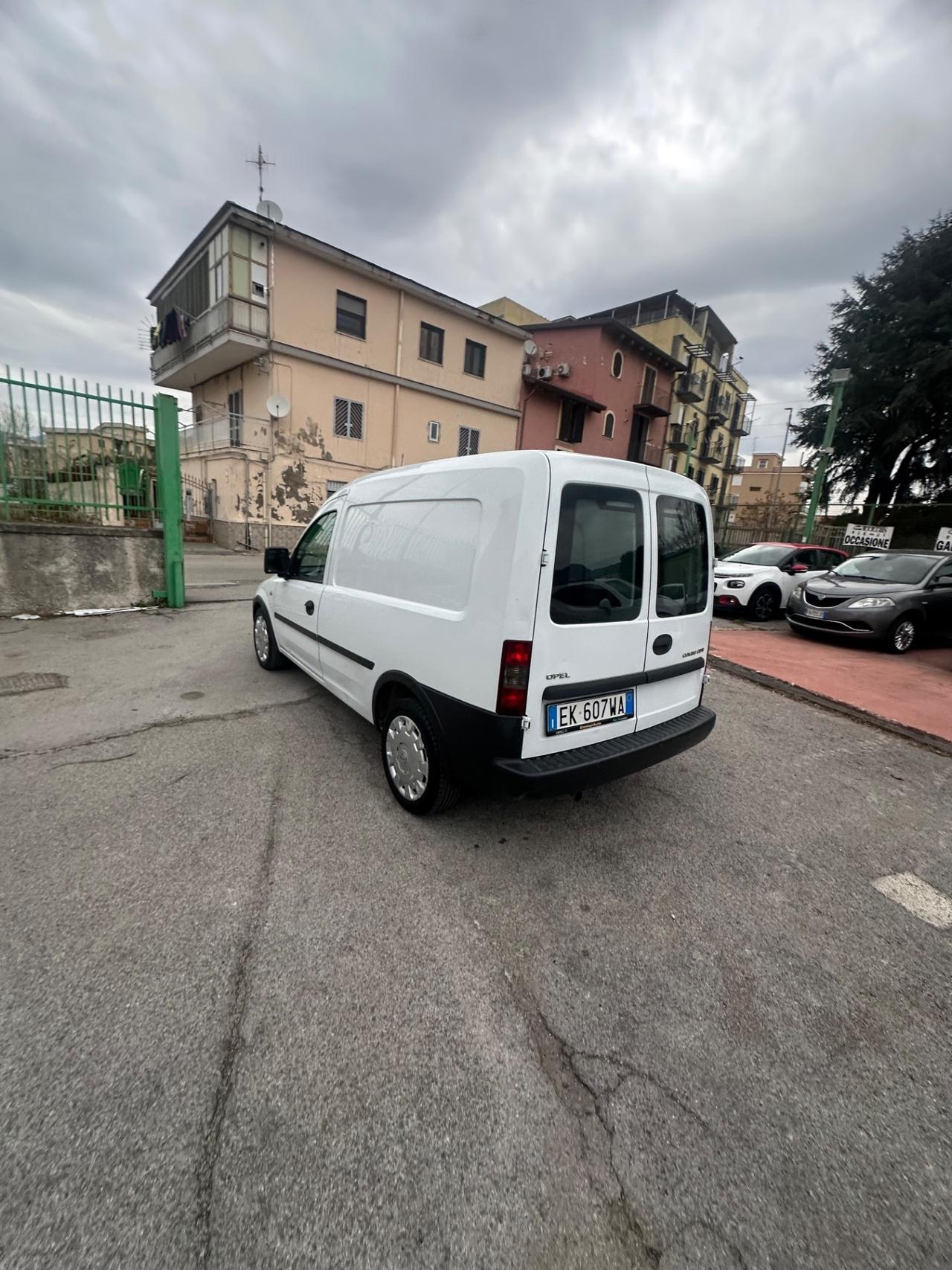 Opel Combo 13 CDTI
