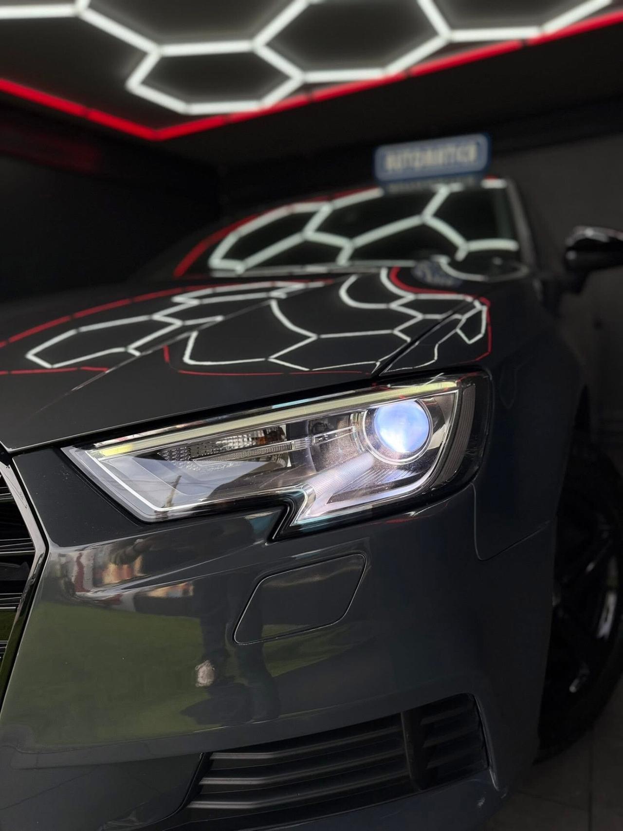 Audi A3 SPB 30 g-tron S tronic IDENTITY BLACK 2019
