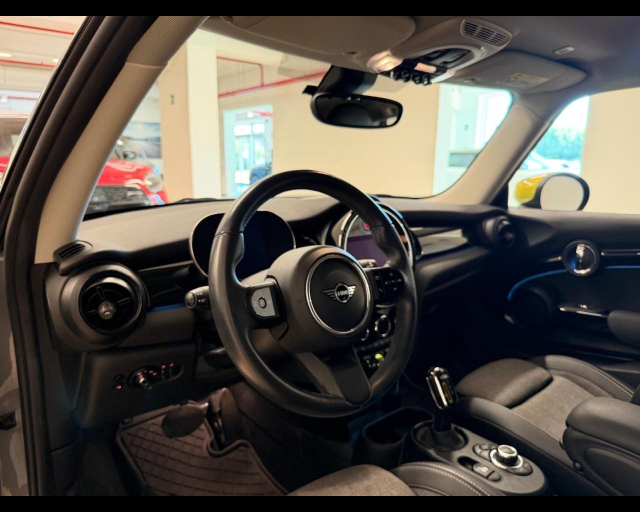 MINI Mini Full El. (F56) - Mini Cooper SE Yours