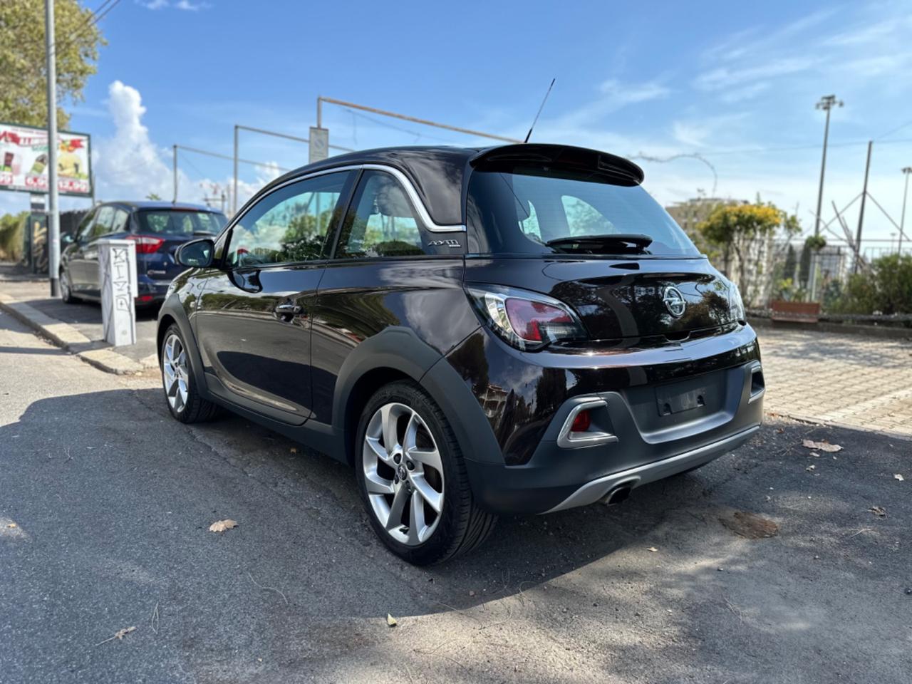 Opel Adam Rocks 1.0 SGE 90 CV Start&Stop