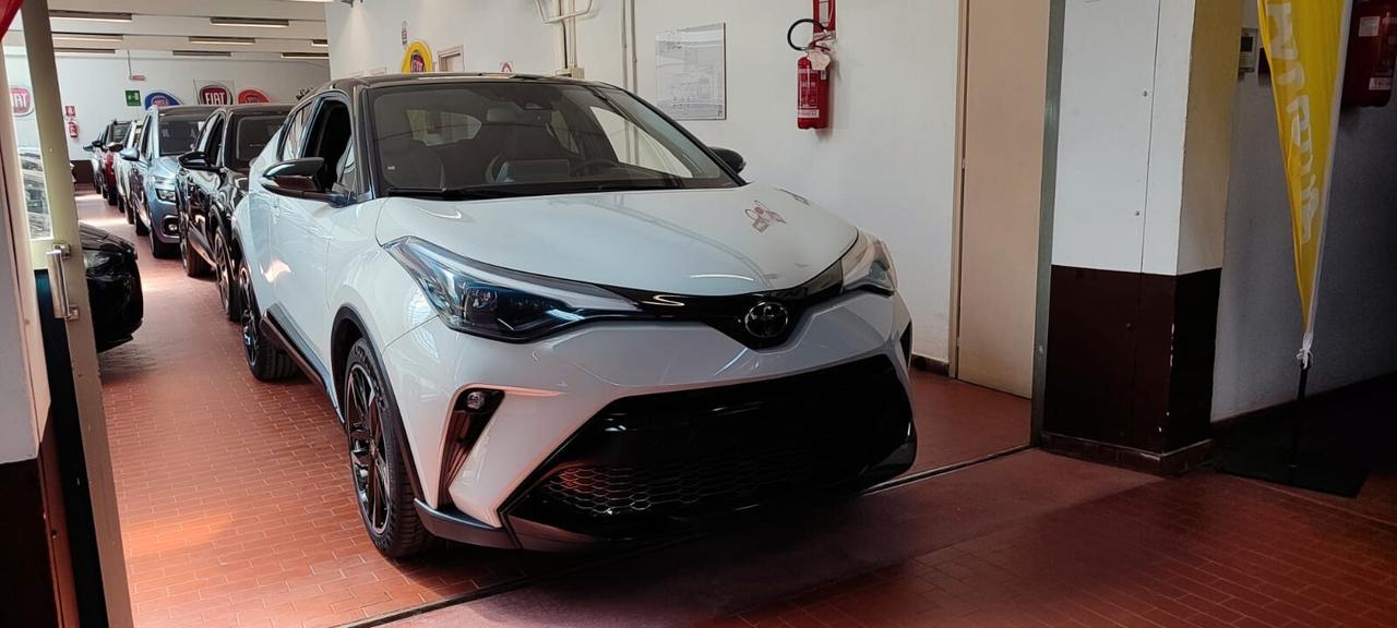 Toyota C-HR 1.8 Hybrid E-CVT GR Sport