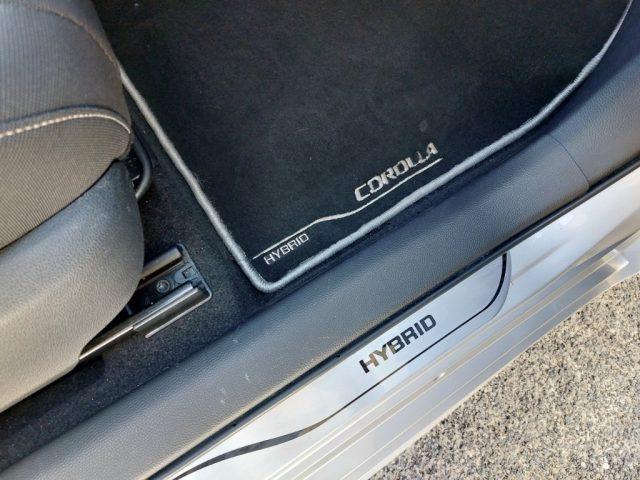TOYOTA Corolla 1.8 Hybrid Business Uniprò Navig Poss.legge 104
