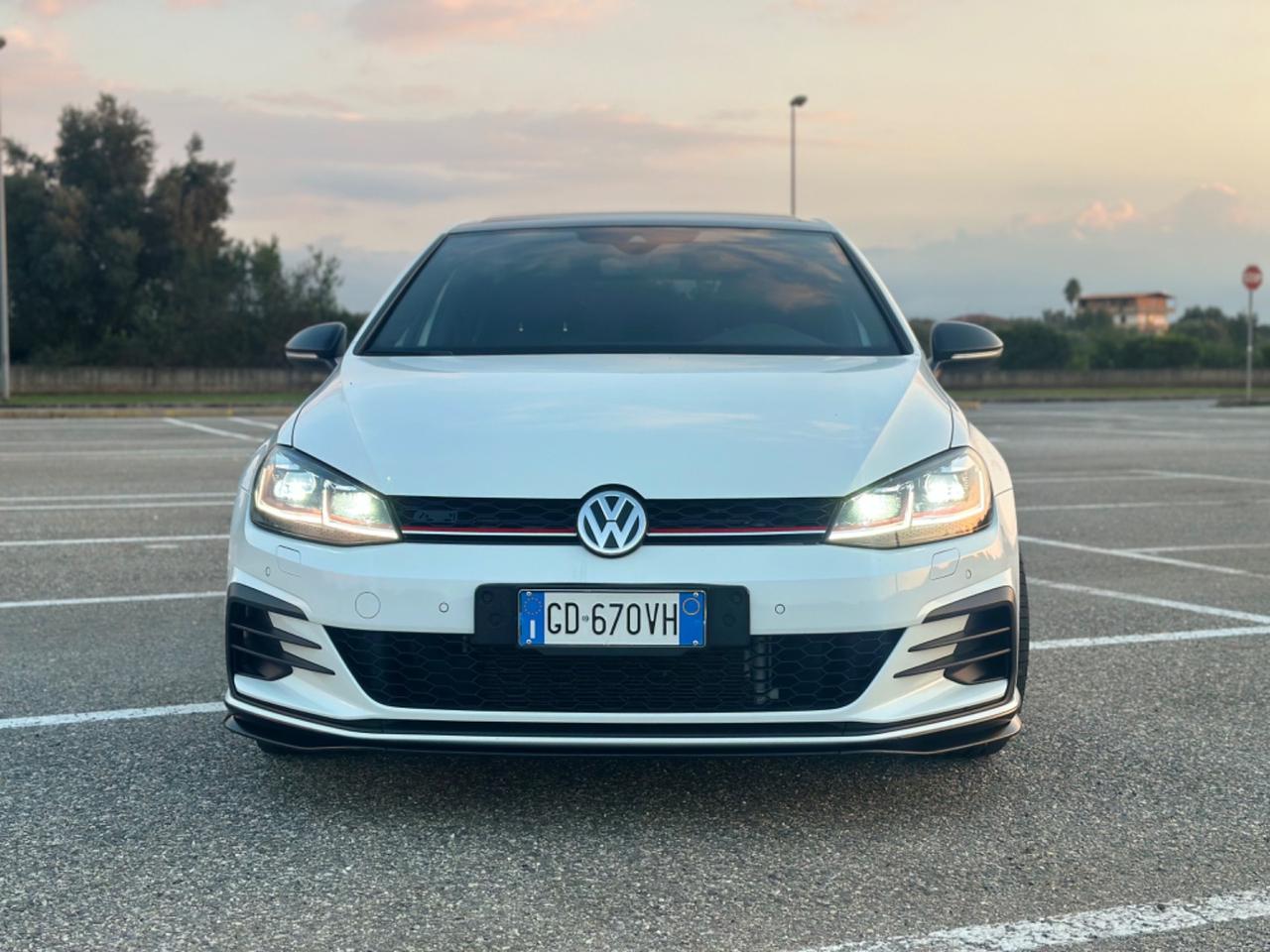 Volkswagen Golf GTI Golf GTI 2.0 TSI TCR DSG 5p. BlueMotion Technology