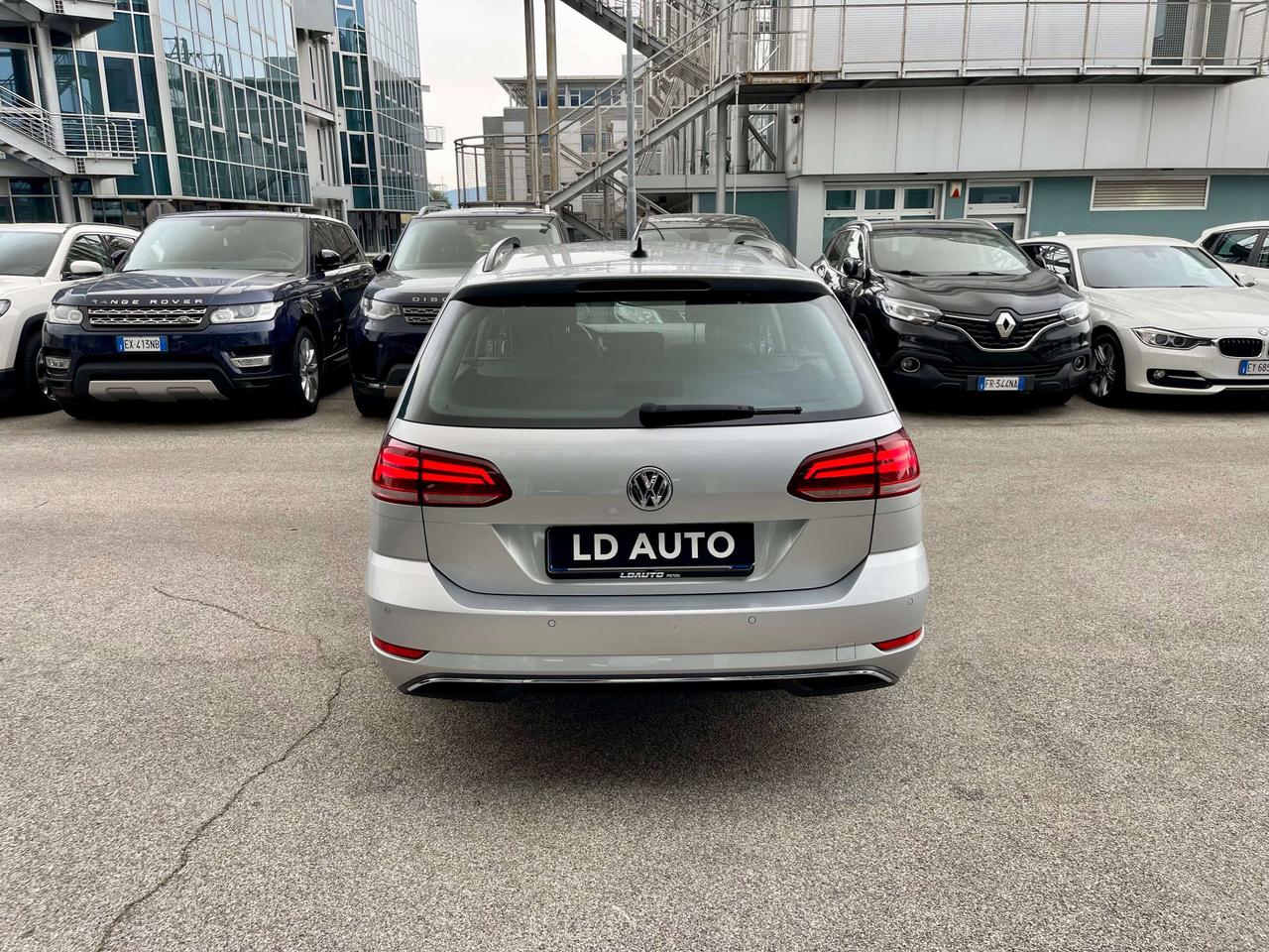 Volkswagen Golf Variant Golf Variant 2.0tdi Business 150cv dsg iva esposta