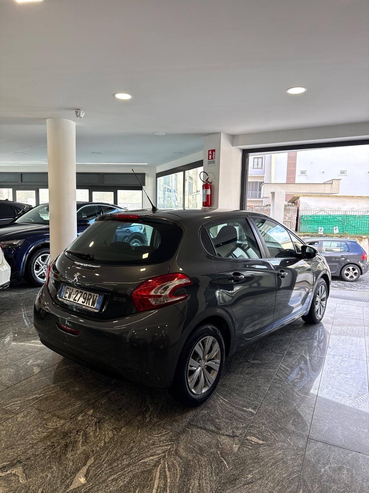 Peugeot 208 1.2 VTi 82 CV 5 porte Allure