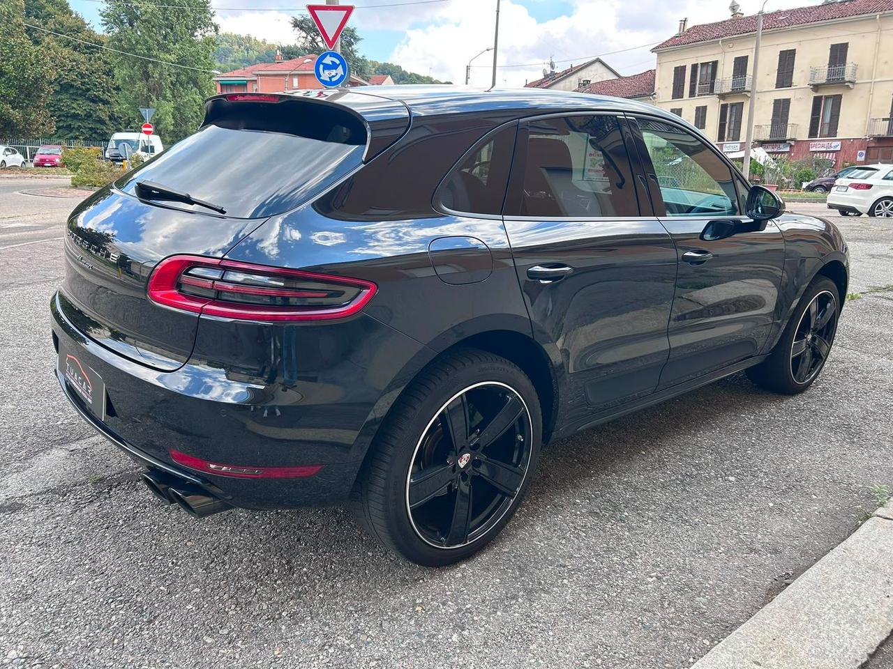 Porsche Macan 2.0 --MACAN #12062