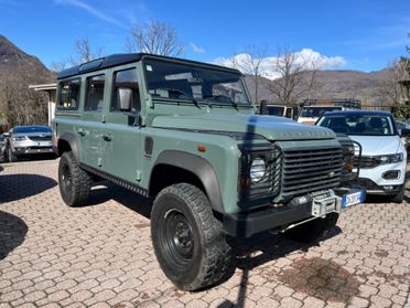 Land Rover Defender 110 2.4 TD4 Station Wagon SE