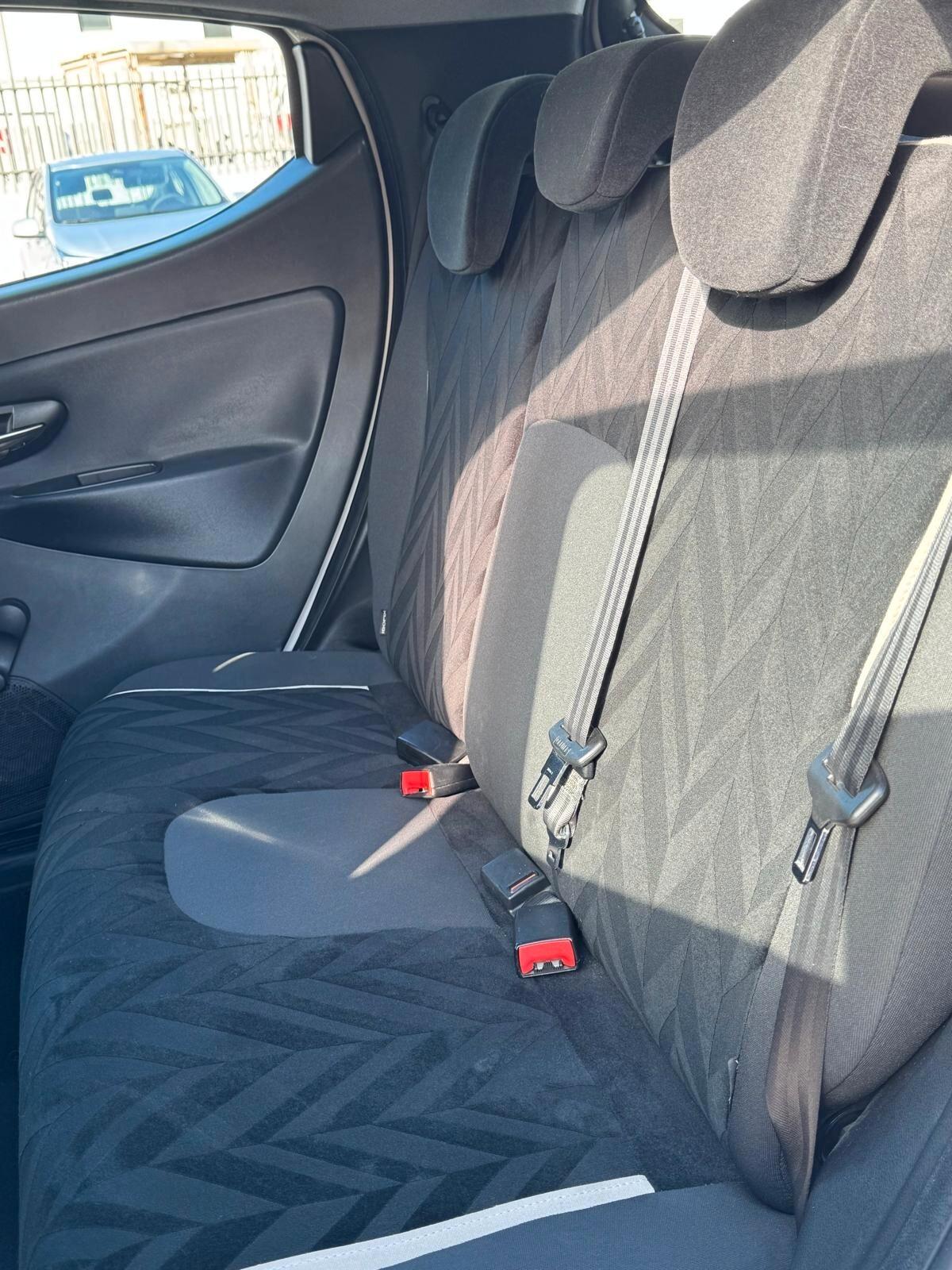 Lancia Ypsilon 1.3 MJT 16V 95 CV 5 porte S&S Gold