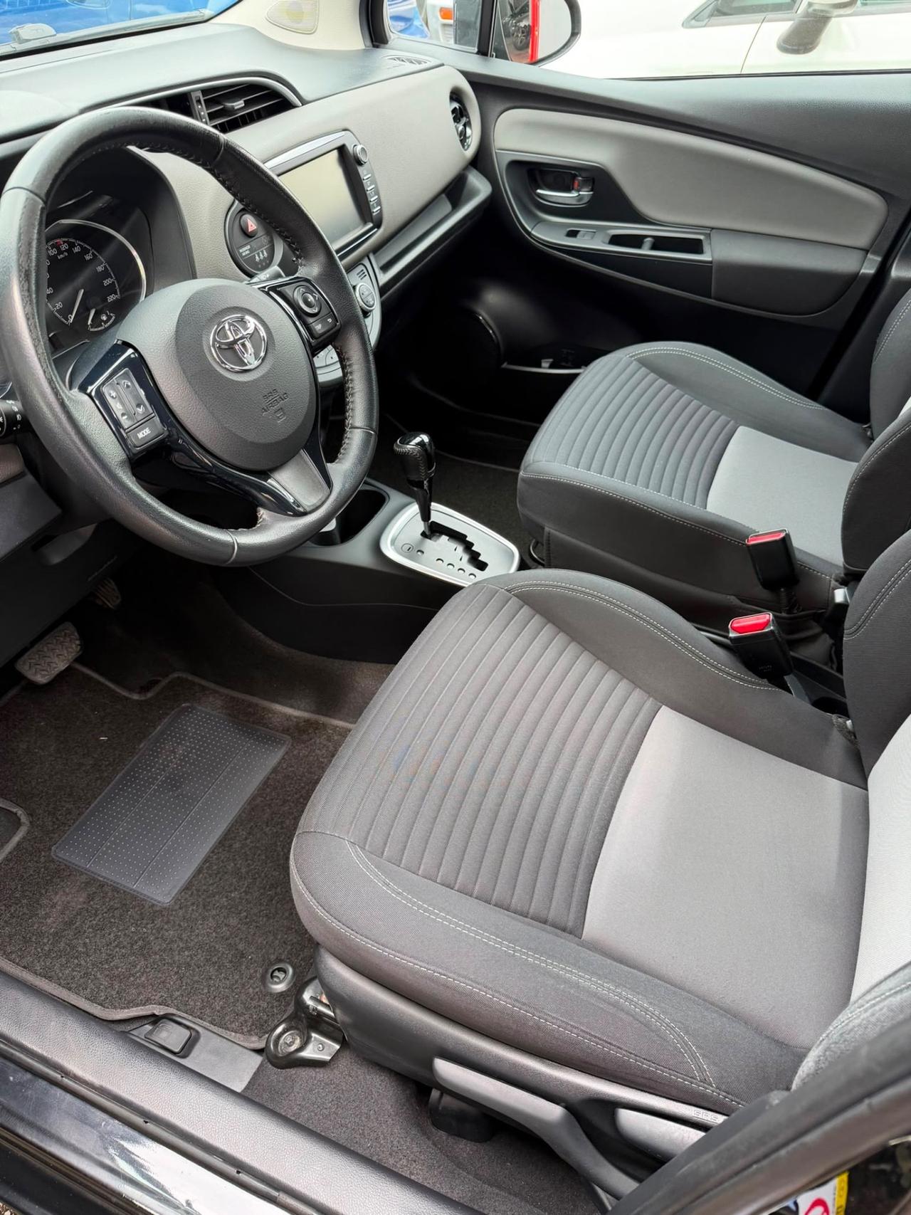 Toyota Yaris 1.5 Hybrid 5 porte Active 2017 Km 123660