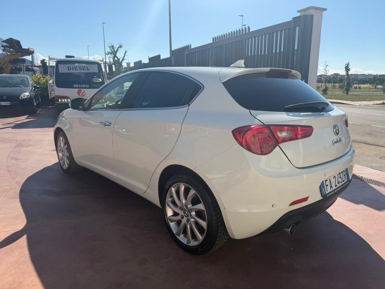 Alfa Romeo Giulietta 1.6 JTDm-2 120 CV Exclusive