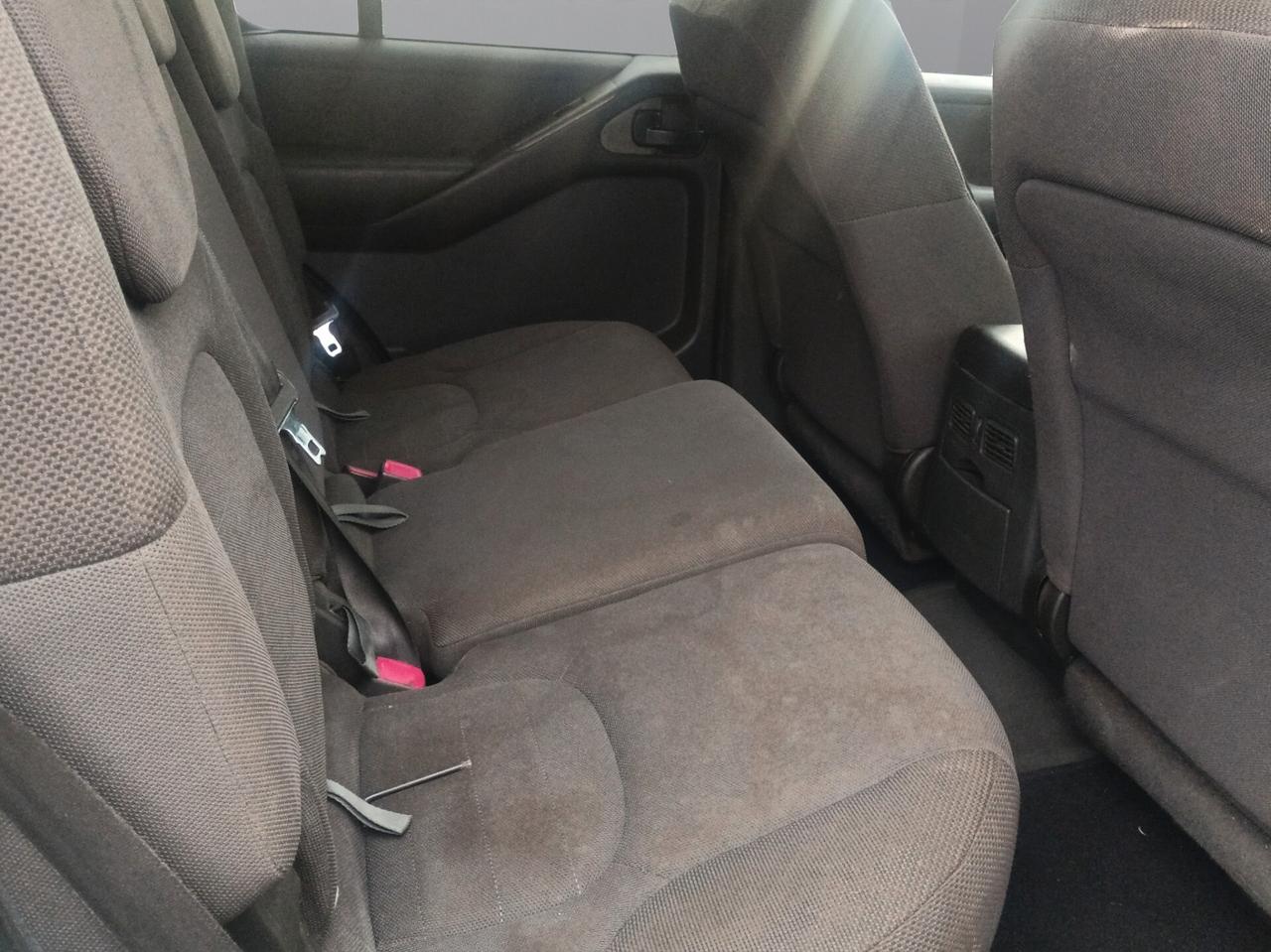 Nissan Pathfinder 2.5 dCi XE