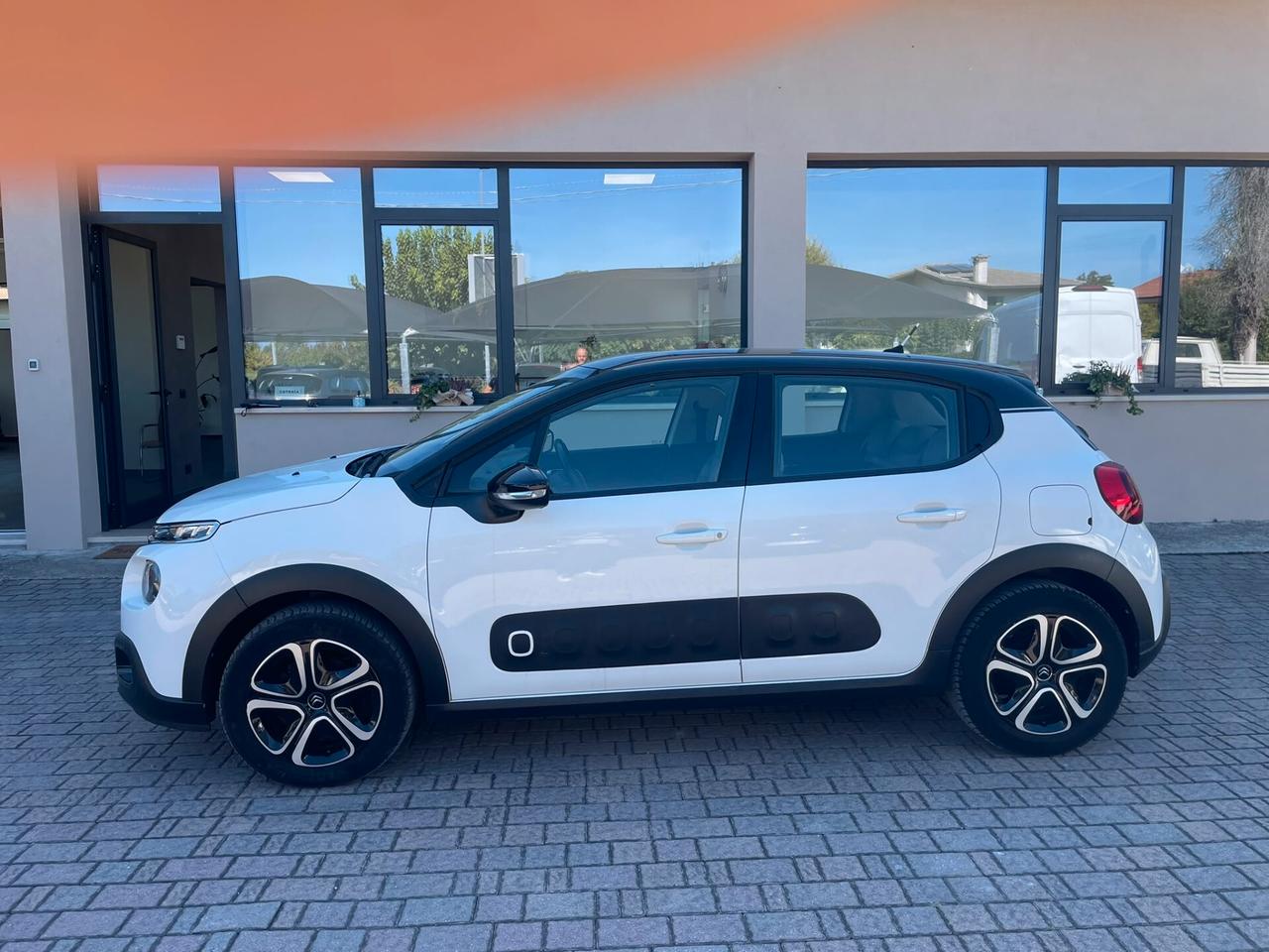Citroen C3 PureTech 82 Shine