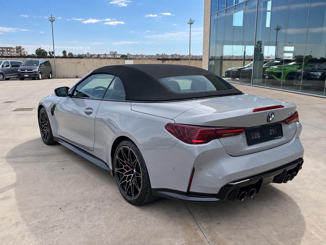 Bmw M4 M Competition xDrive Cabrio - possibilità noleggio no scoring