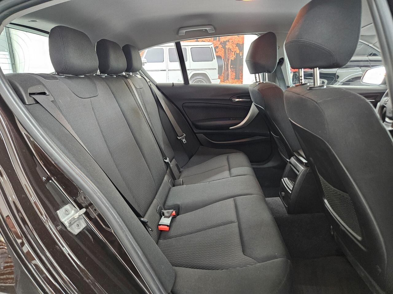 BMW 114 d Business 5p - IVA ESPOSTA