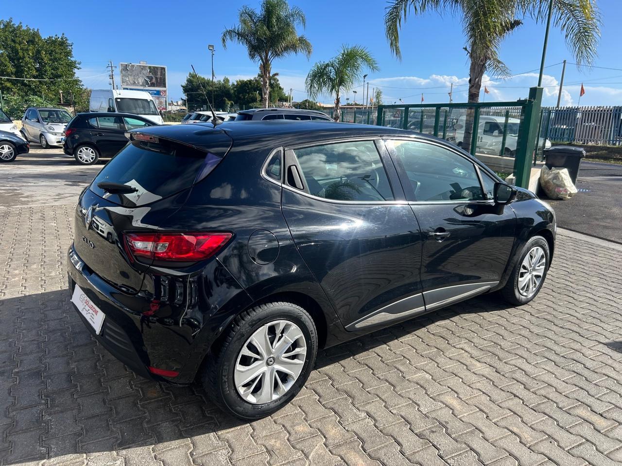 Renault Clio dCi 8V 90CV EDC Start&Stop 5 porte Energy Intens