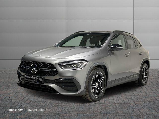 MERCEDES-BENZ GLA 200 d Auto 4Matic Premium Navi