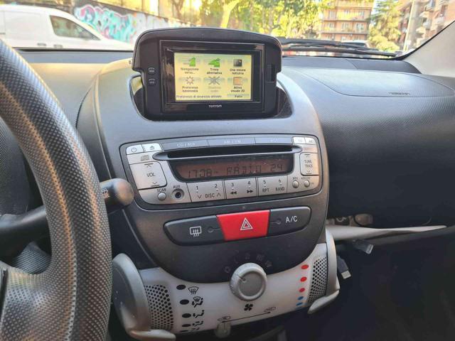 TOYOTA Aygo 1.0 12V VVT-i 5 porte Active Connect