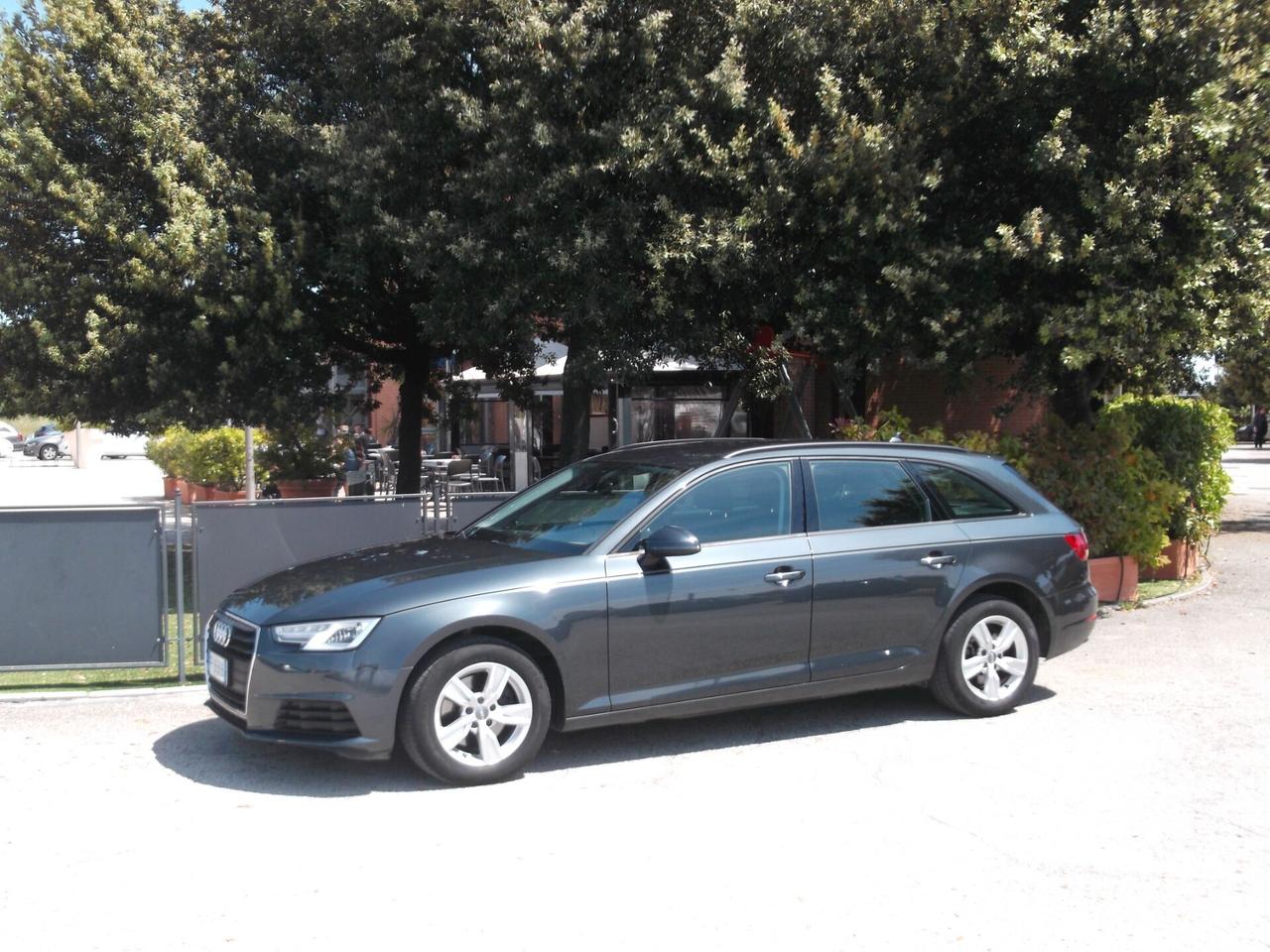 Audi A4 Avant 2.0 TDI 150 CV 2018